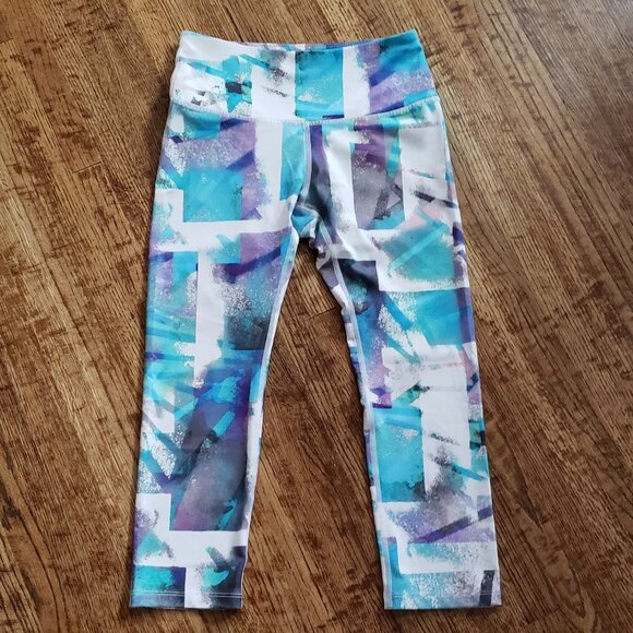 Apana Crop Leggings - Picture 1 of 7